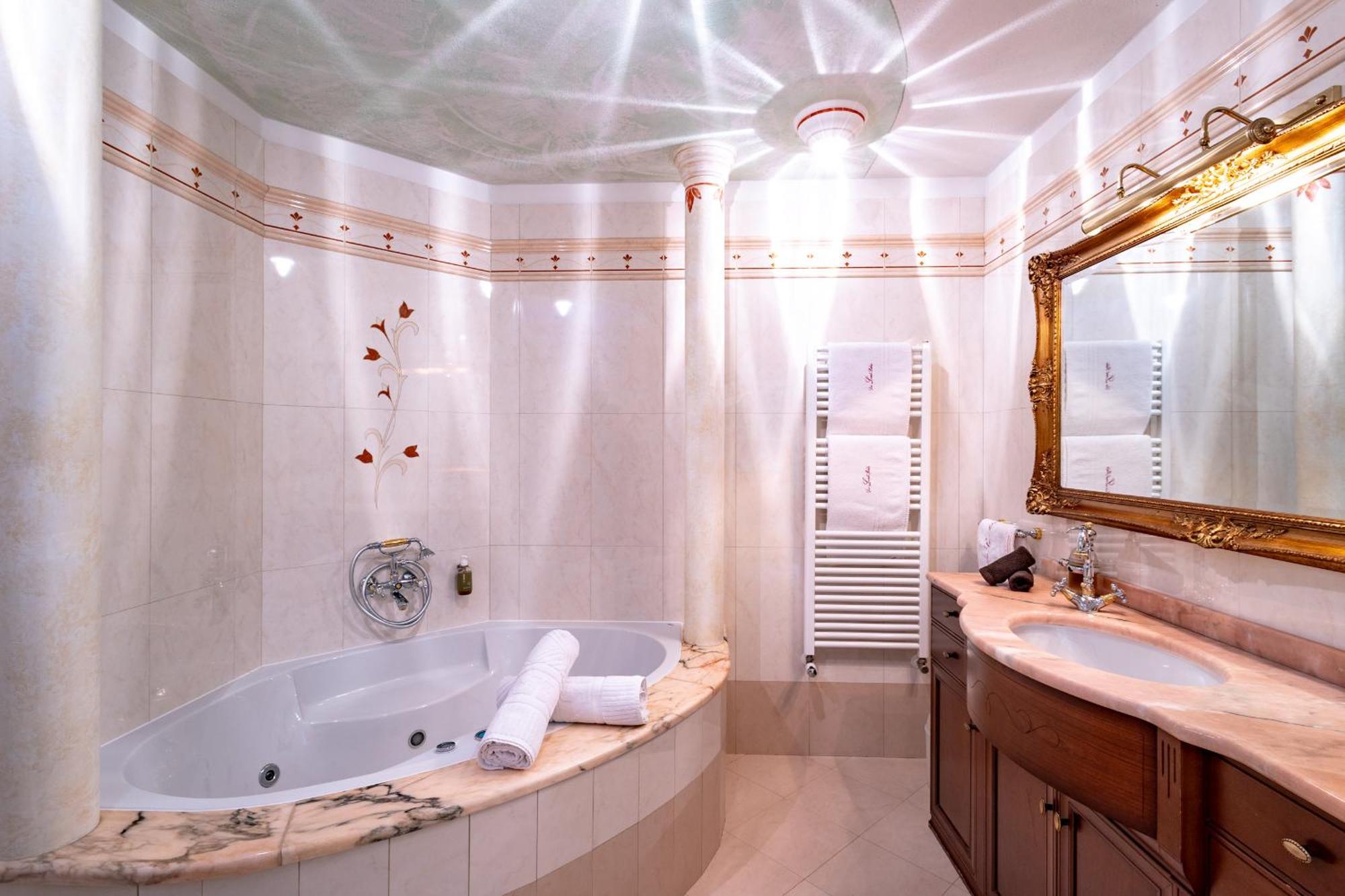 B&B Das Land-Palais - Private Mountain Hideaway Сельва-дей-Моліні Екстер'єр фото